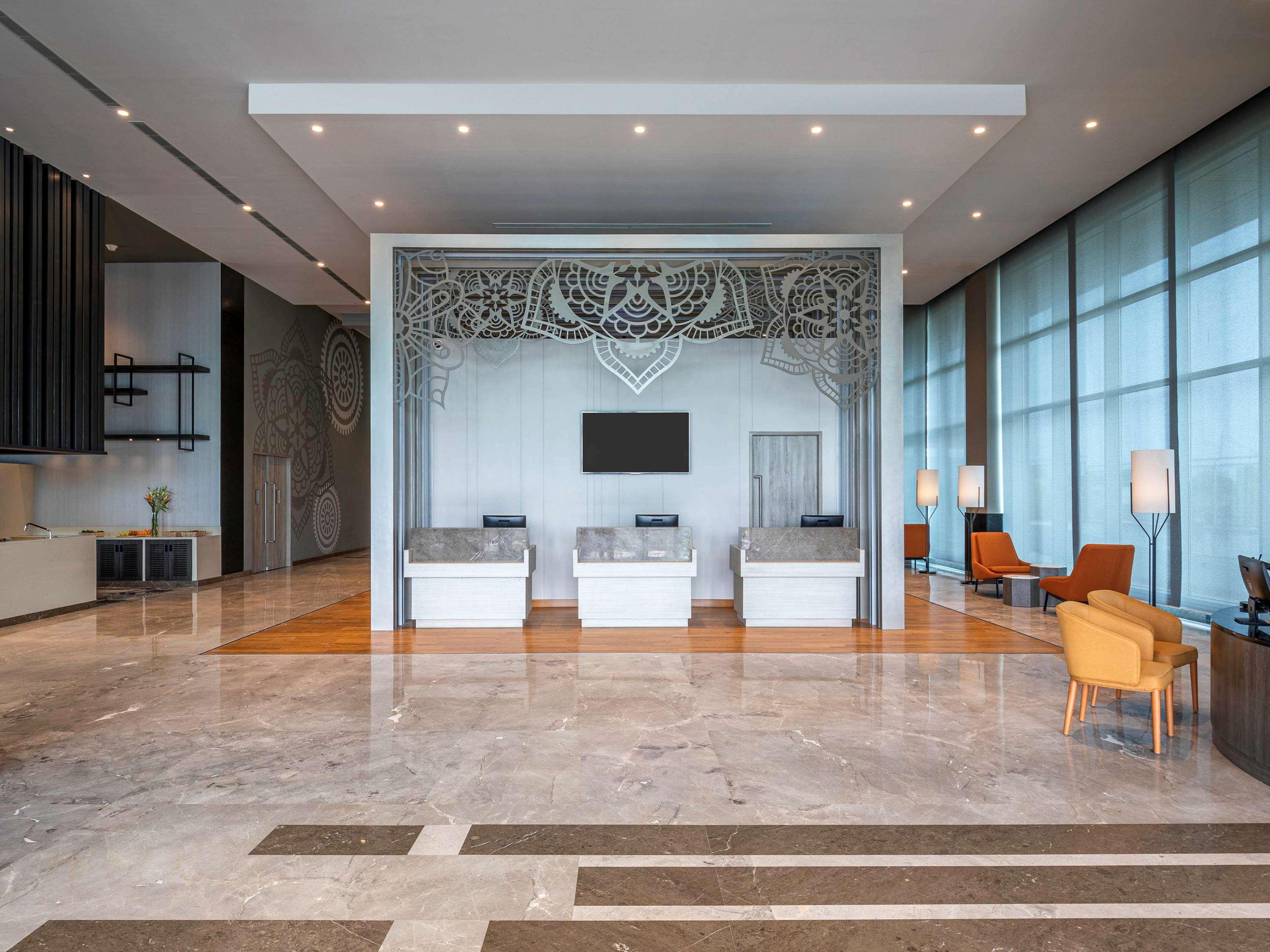 Grand Mercure Ahmedabad Gift City - An Accor Hotels Brand Gandhinagar Buitenkant foto