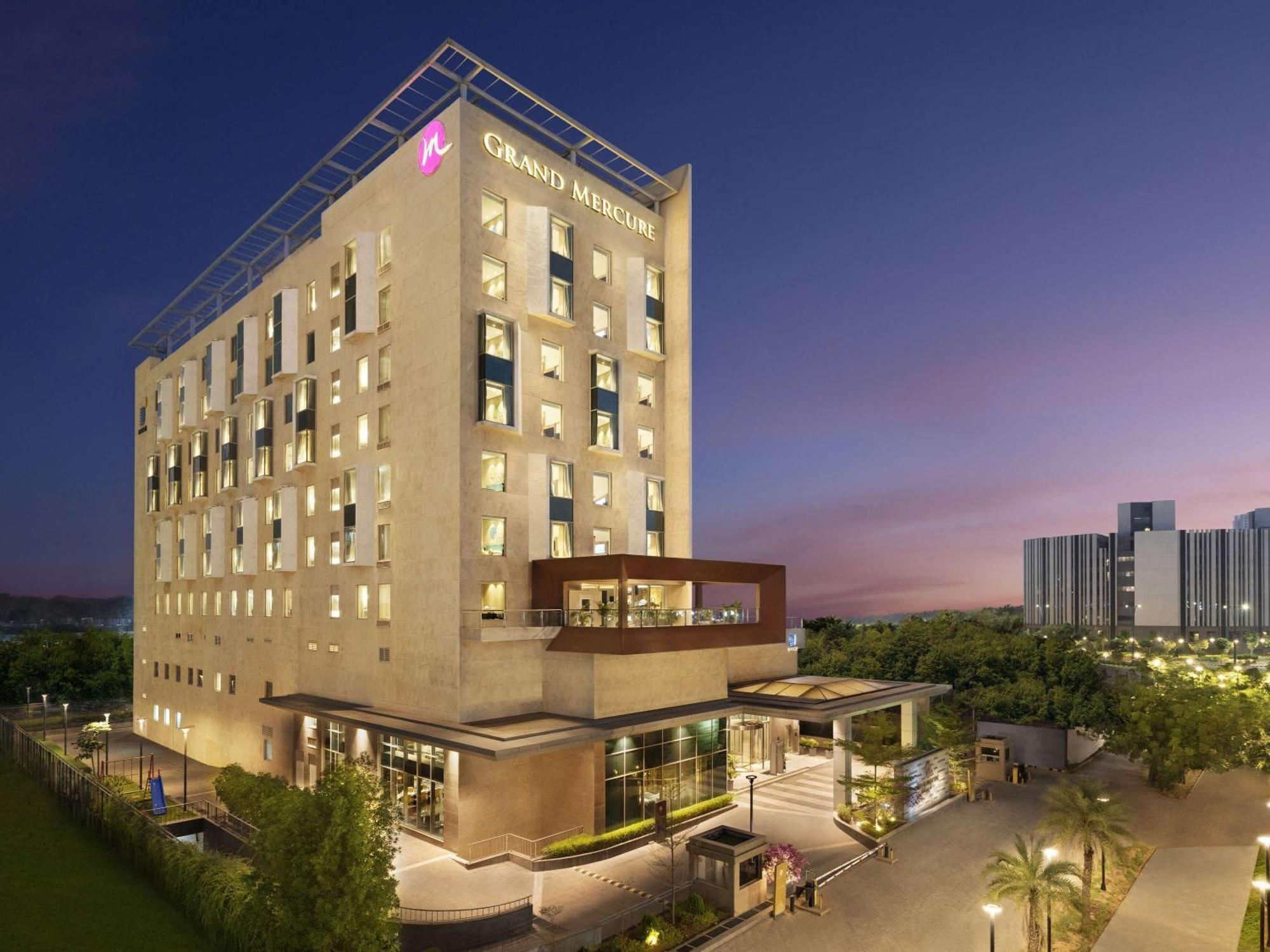 Grand Mercure Ahmedabad Gift City - An Accor Hotels Brand Gandhinagar Buitenkant foto
