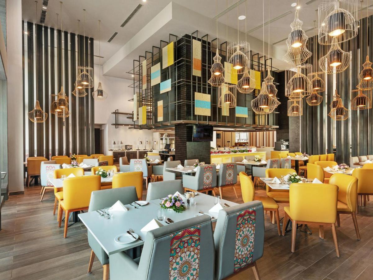 Grand Mercure Ahmedabad Gift City - An Accor Hotels Brand Gandhinagar Buitenkant foto